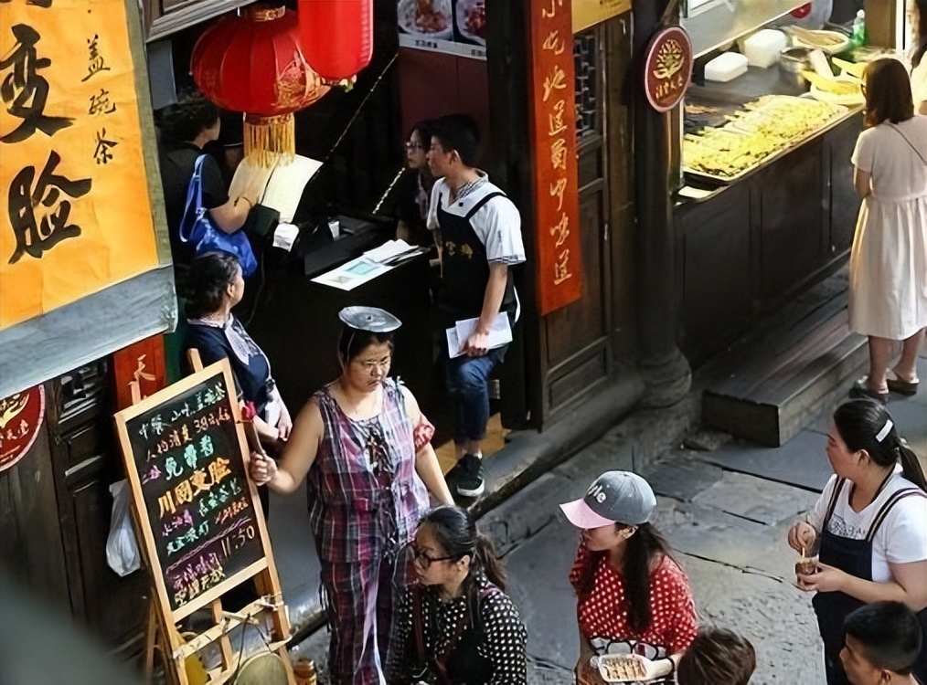 香港洗碗工真的能包吃住吗,香港的洗碗工月薪18000是真的吗