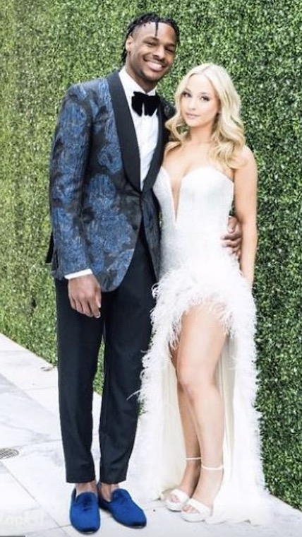 詹姆斯儿子事件结果,詹姆斯白人女友