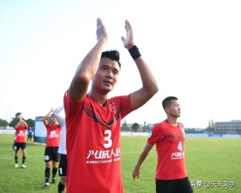 何杨和杨容的婚礼视频,何杨情侣名字