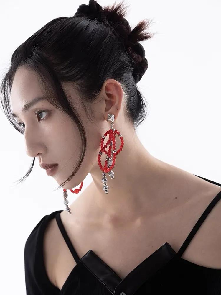 新年当然是穿红色最应景！不过节也想穿