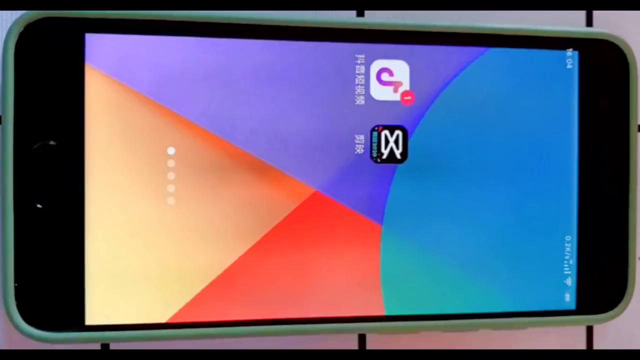 怎样在剪映里做雨伞循环视频,自己给自己打伞视频剪映教程