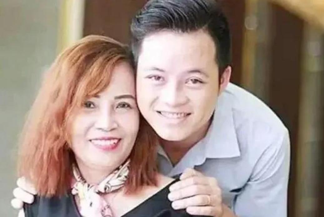 越南62岁老妇嫁给27岁小伙，还为他多次整容，如今却肿得不能看