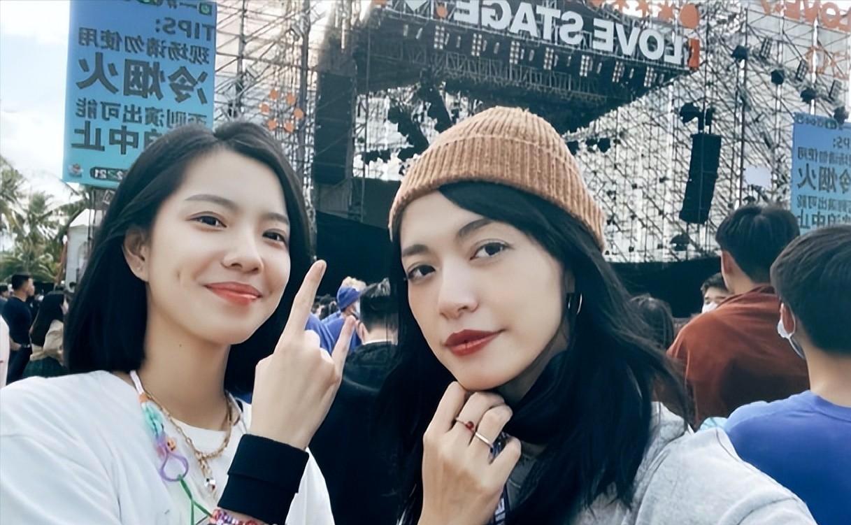 硅胶脸、关系户、资源咖，武侠电影盛世，已一去不复返