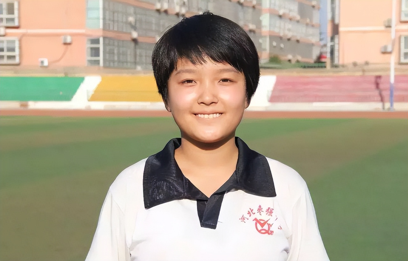 河北女孩高考707分惊动教育厅,河北女孩707分考上北大