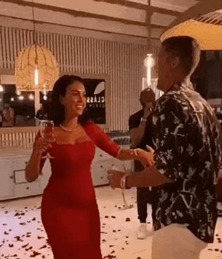 c罗现任女友乔治娜身高,c罗和女友乔治娜竟是一见钟情