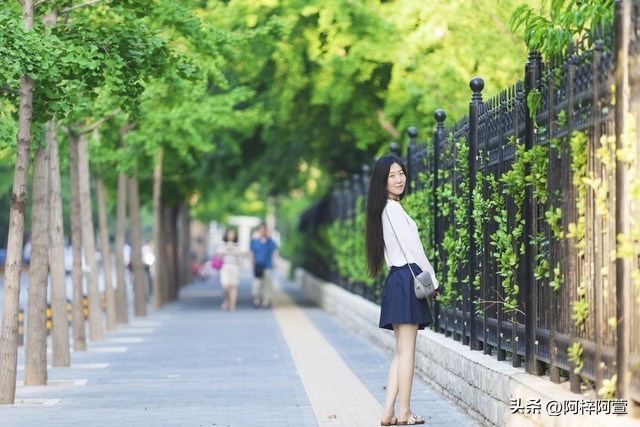 二本毕业后我脱下孔乙己的长衫，给一个初中未毕业的老板娘当保姆