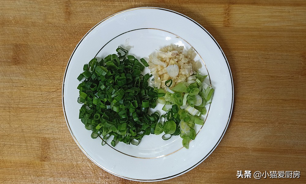 一个小技巧让酱爆茄子不再油腻,茄子怎么做不油最好吃