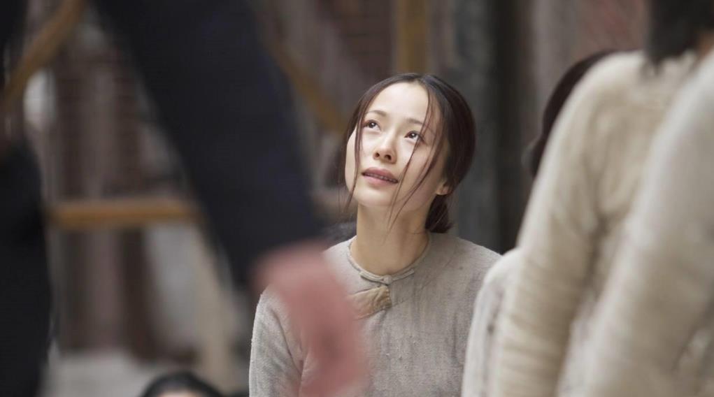 “高雅与残忍并存：女犯人遭受虎豹戏春刑罚的惊人全过程”