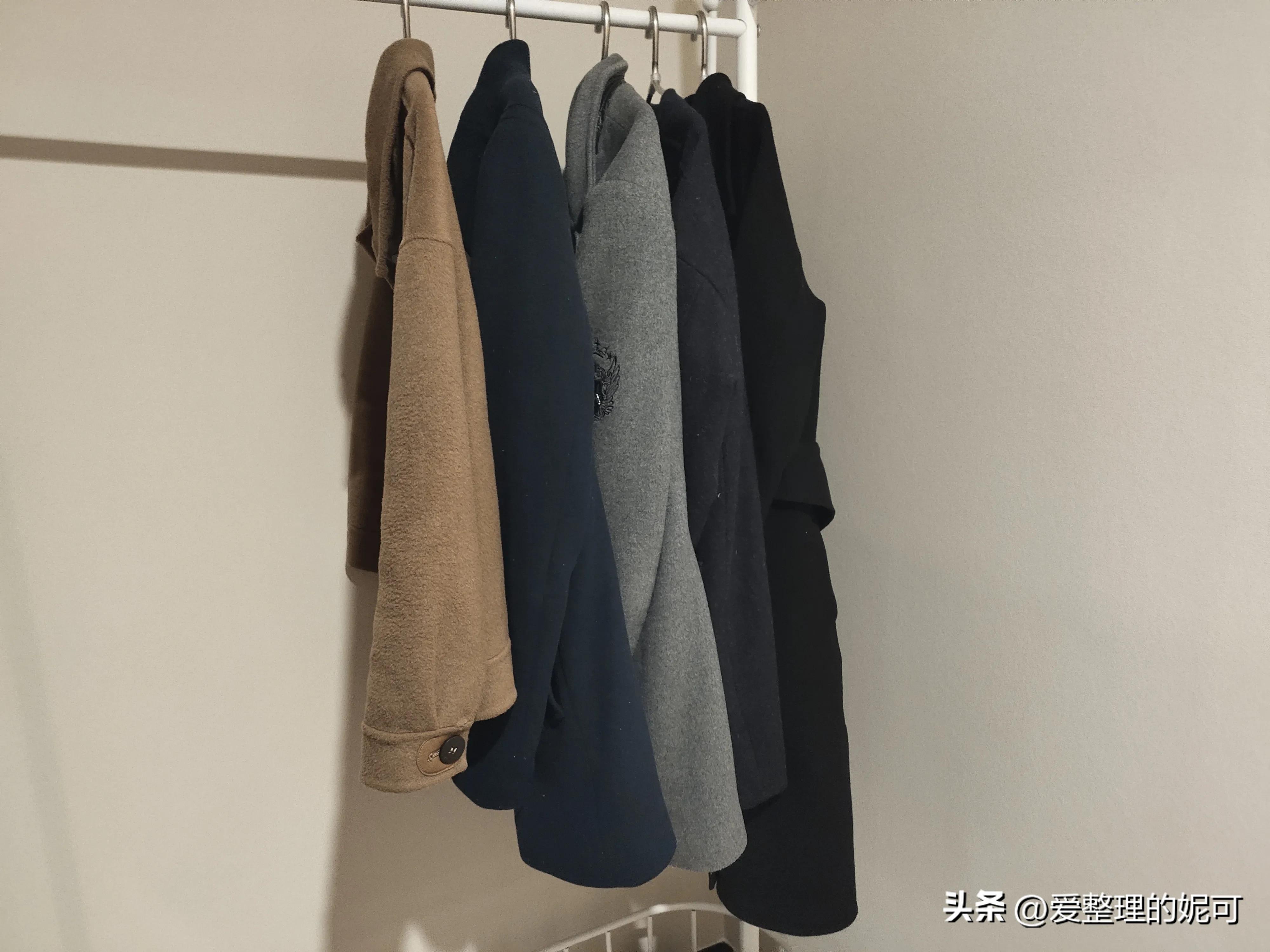 冬天的厚衣服怎么收纳放衣柜,怎么用抽屉式衣柜收纳双倍的衣服