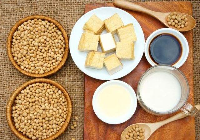 缺少蛋白质吃什么好得快,食补蛋白质最快的方法