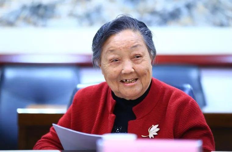 豫剧名家马金凤仙逝,马金凤大师仙逝视频