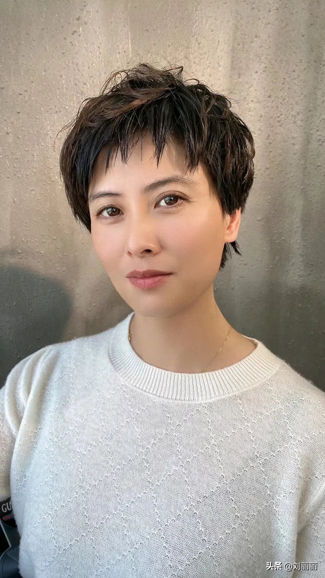 十款不挑脸型的短发甜美不烫不染,既好留长发又好看的短发