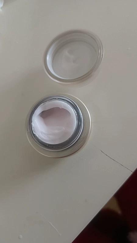 舒缓眼部肌肤哪款眼霜比较好,眼霜推荐紧致眼皮