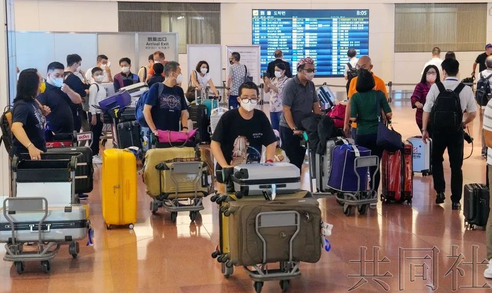 访日游客开启爆买模式,日本成了全世界最便宜的地方