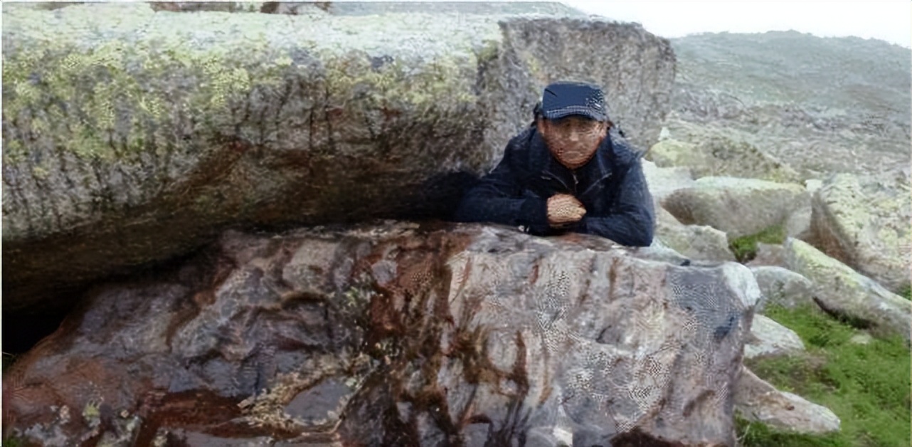 新疆一牧民发现17吨重陨石,最近新疆发现的最贵的陨石