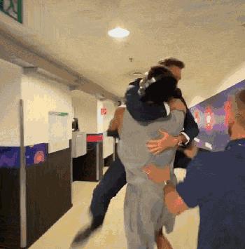 因为一个主教练，我感受到了篮球久违的热血