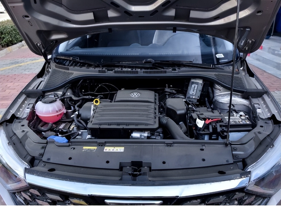 捷达va36万出头即可买大众轿车,捷达va3和国产汽车同等价位怎样选