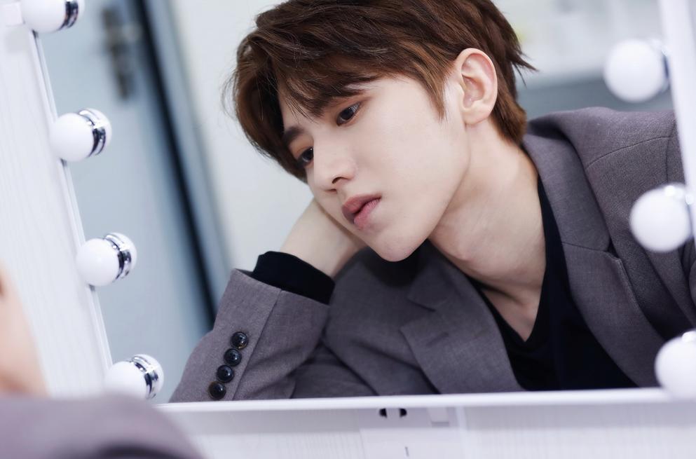 曝蔡徐坤一夜情致女方怀孕堕胎,曝蔡徐坤和蔡母曾被传唤