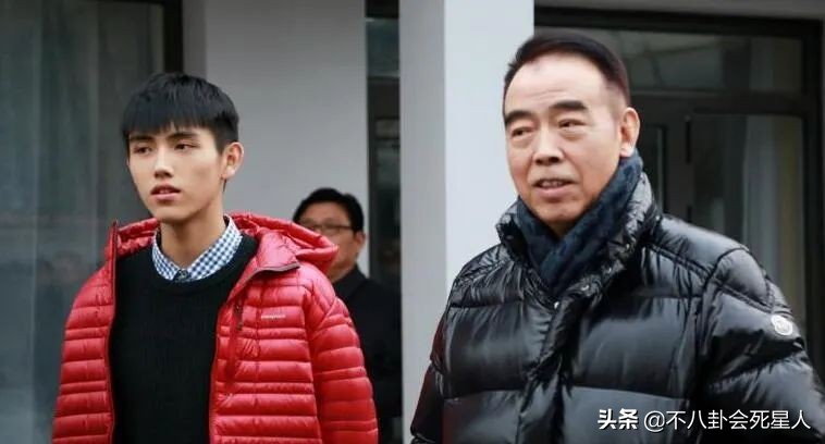 十大最丑男明星尖嘴猴腮,凸嘴严重的男星