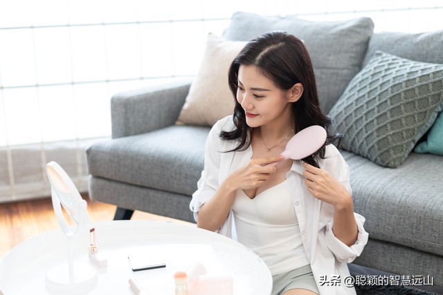 如何判断女人心里有外遇,如何判断女人是否有外遇