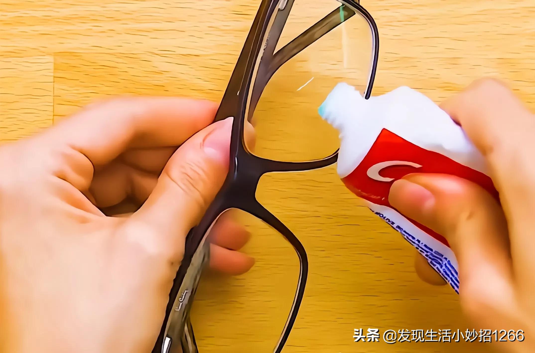 生活小妙招拖地拖不干净,发现更多有趣拖地小技巧