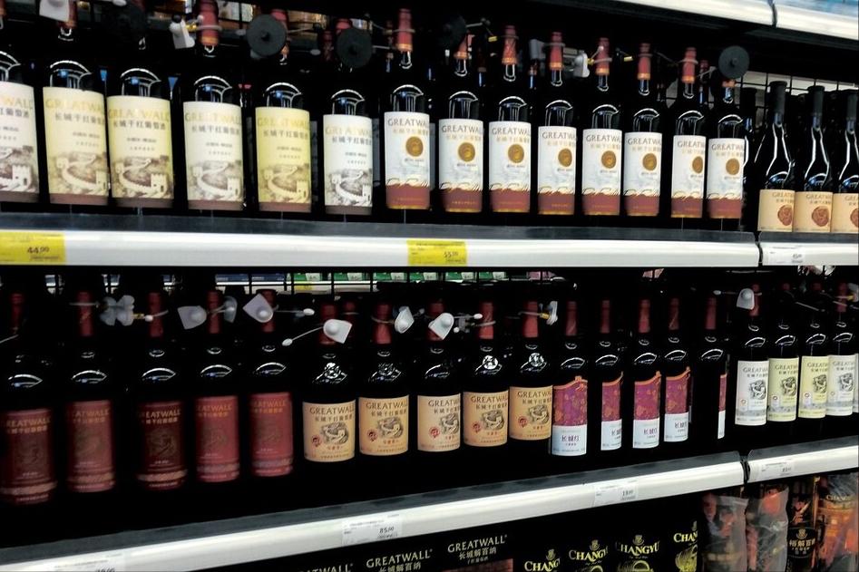 红酒为什么要醒酒30分钟,红酒为什么要醒酒才能喝