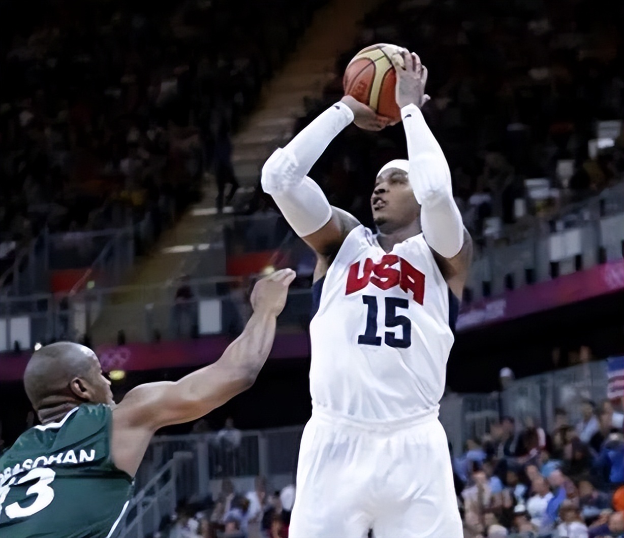 标准篮球场尺寸是多少,篮球场看台座位的标准尺寸