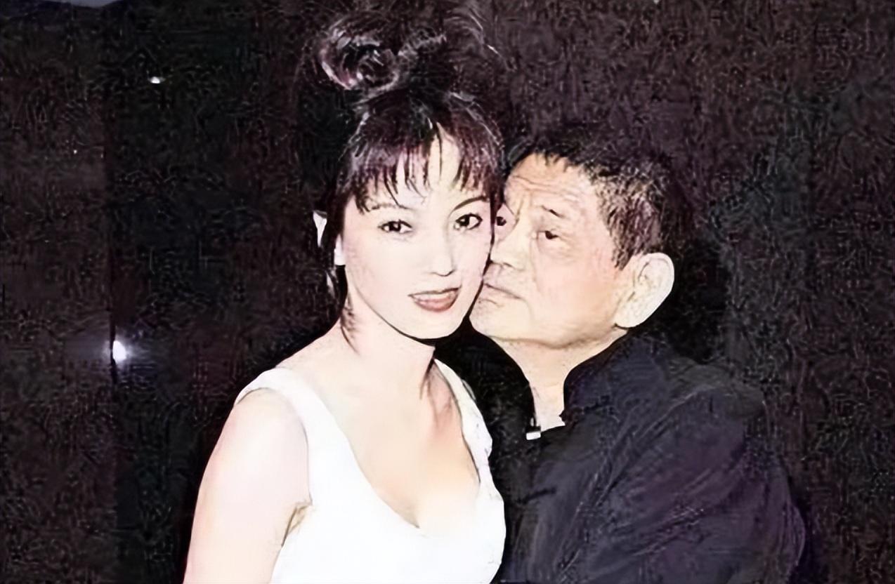 他年赚56亿拿20亿泡妞，别墅养着百位美女，晚年给儿子留26亿巨债