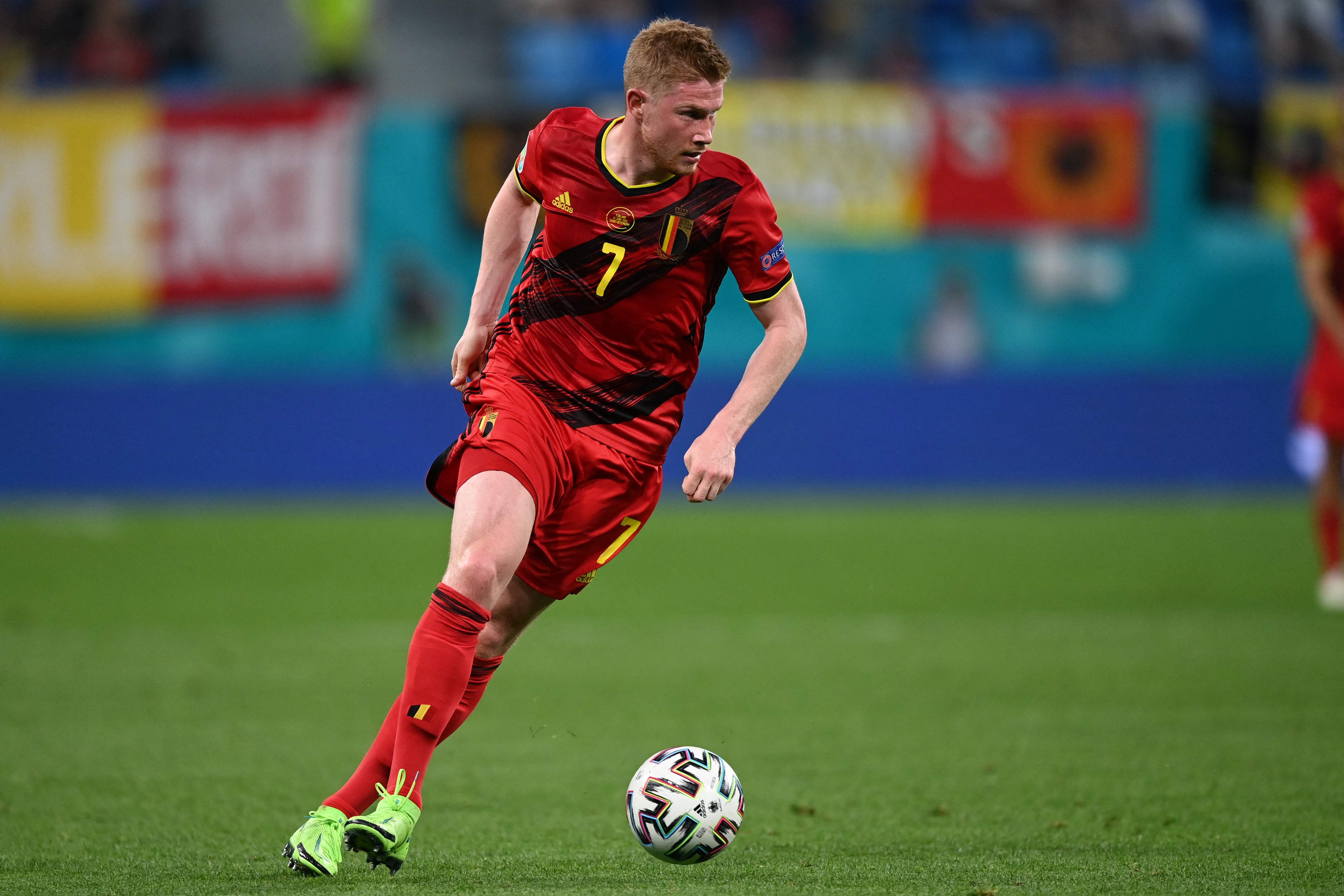 德布劳内世界顶级中锋,德布劳内英超第一巨星