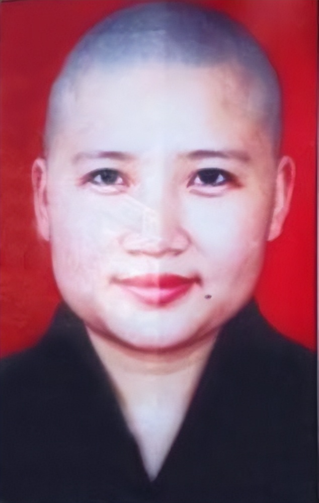 54岁李娜出家前视频,李娜52岁