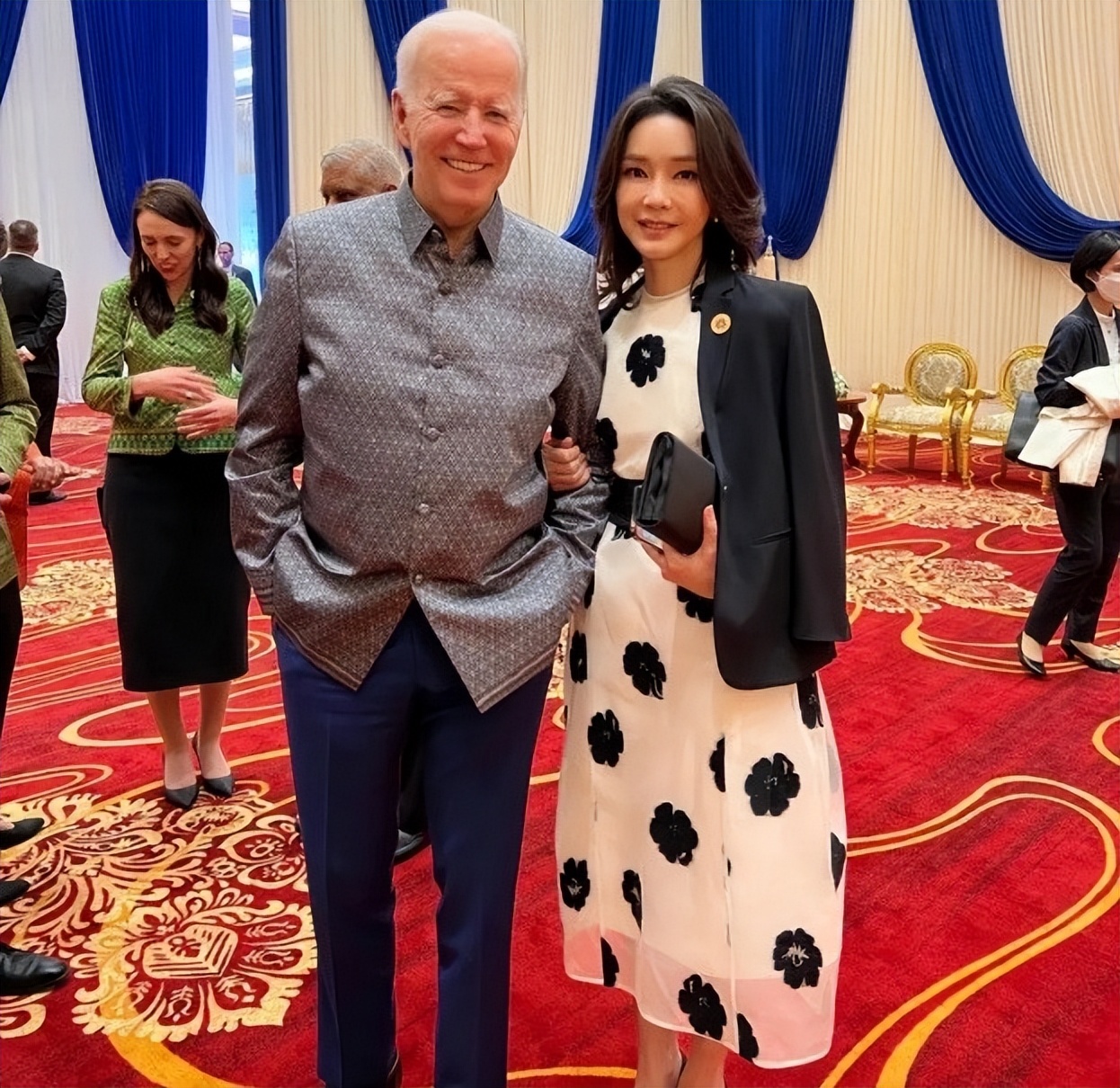 拜登韩国第一夫人照片,拜登最帅的10张拜登夫人照片