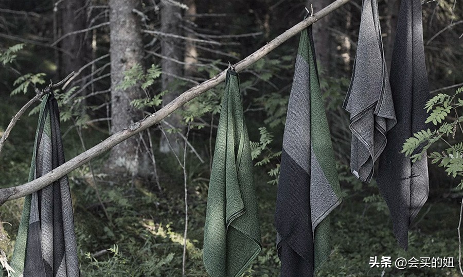 如何选便宜美观实用的窗帘,店铺一般装什么窗帘好看