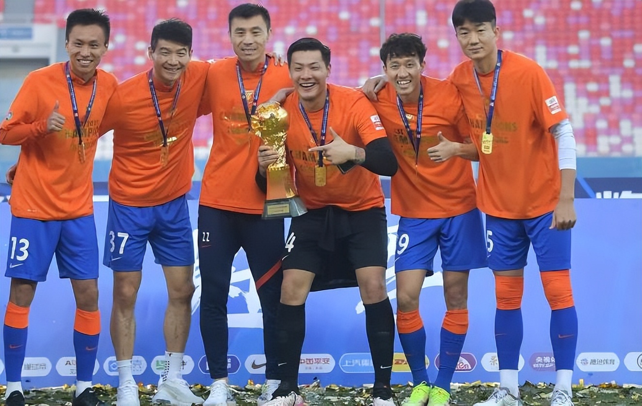 意外！泰山队王牌指挥官意外无缘新赛季中超报名，曾是球队主力