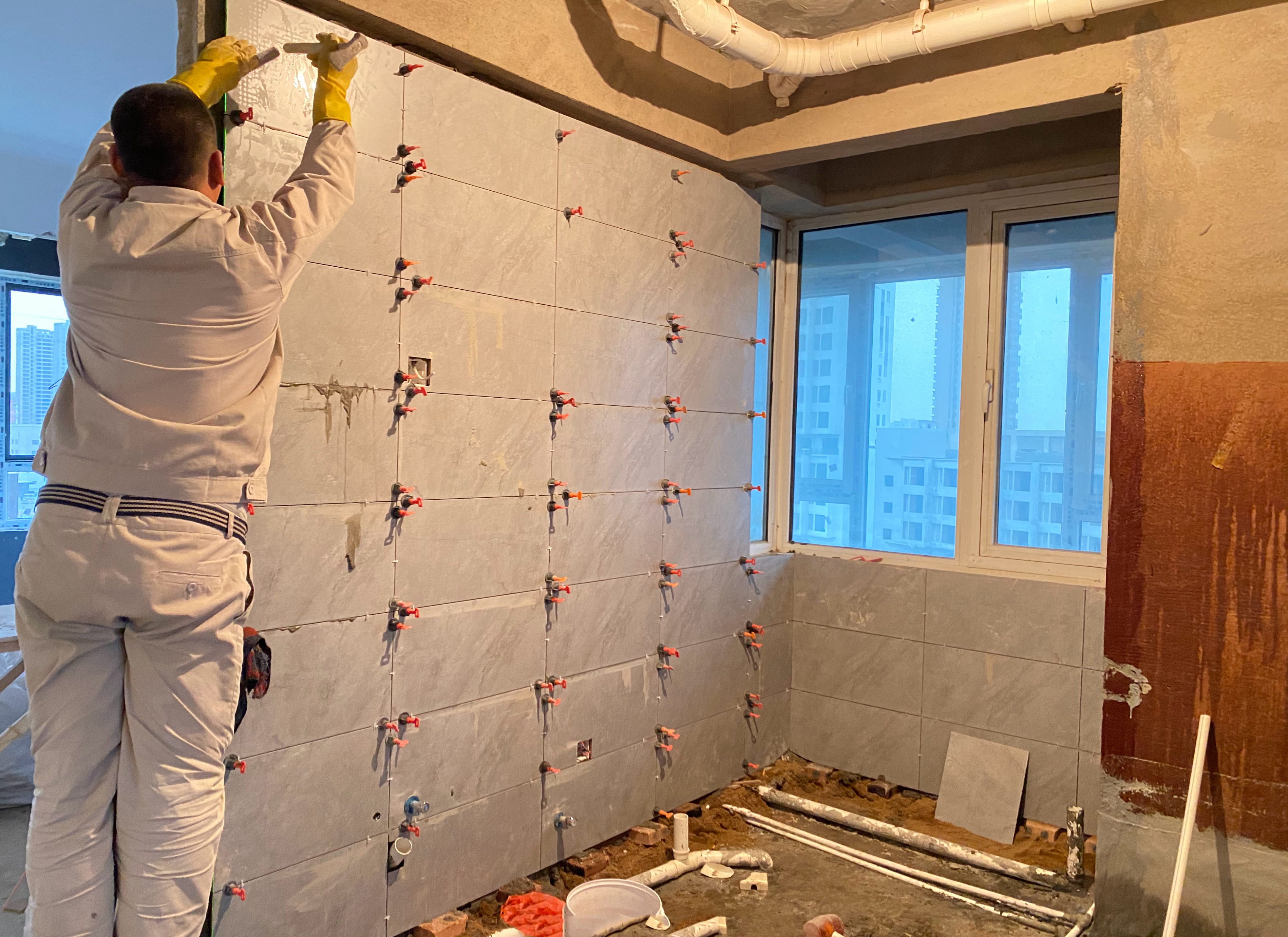 瓷砖上贴砖的利弊,墙体贴瓷砖好吗