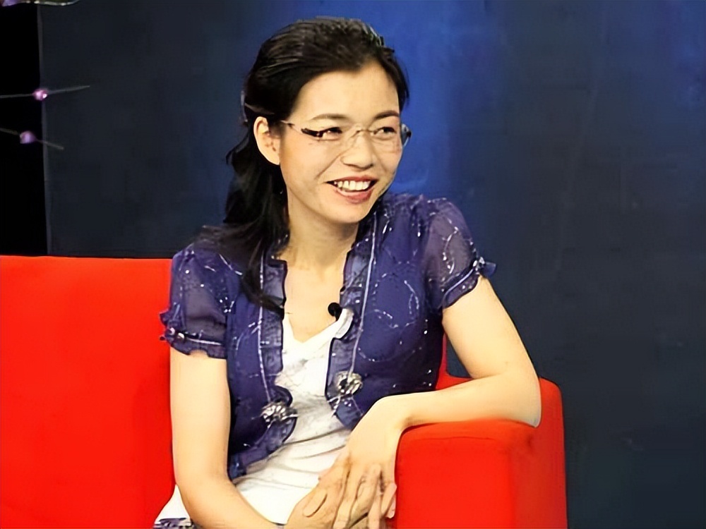 她18岁考入北大24岁去世,她19岁辍学还债