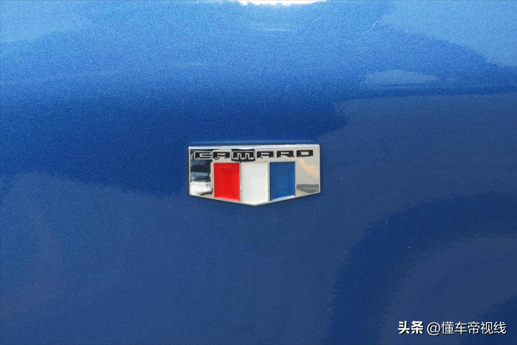 科迈罗supersportv8,雪佛兰科迈罗顶配新车赛道版