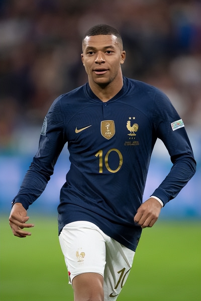 姆巴佩同期数据与梅西c罗对比,espn评nba百大球星前10