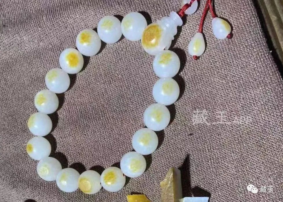 最惊艳的玉雕手串,极品玉雕手串图片大全