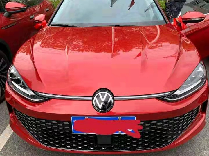 凌渡l和天籁哪个更值得购买,放弃雅阁买了思域