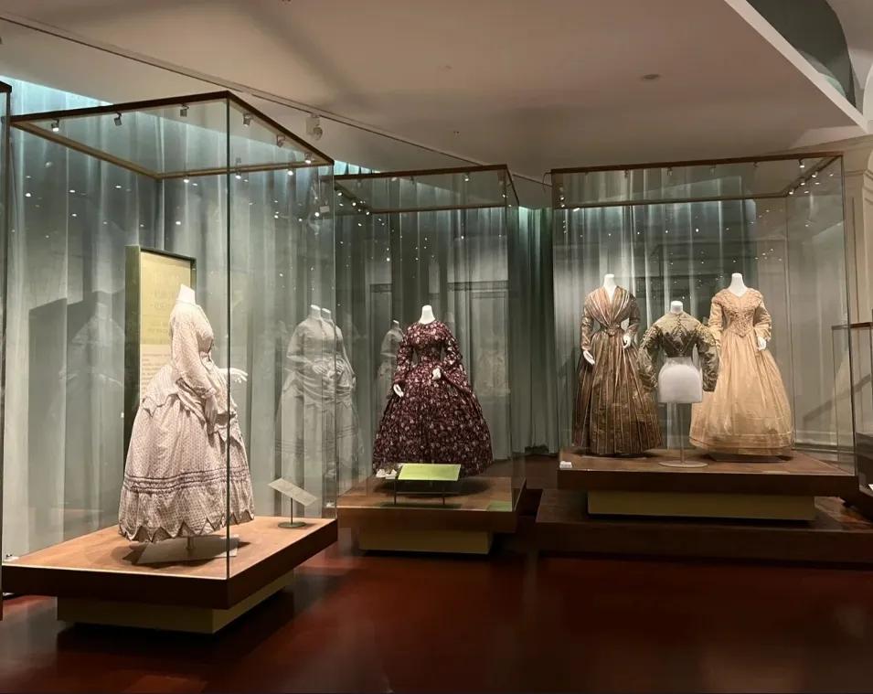 中国丝绸博物馆和中国之江博物馆,博物馆中国的服装