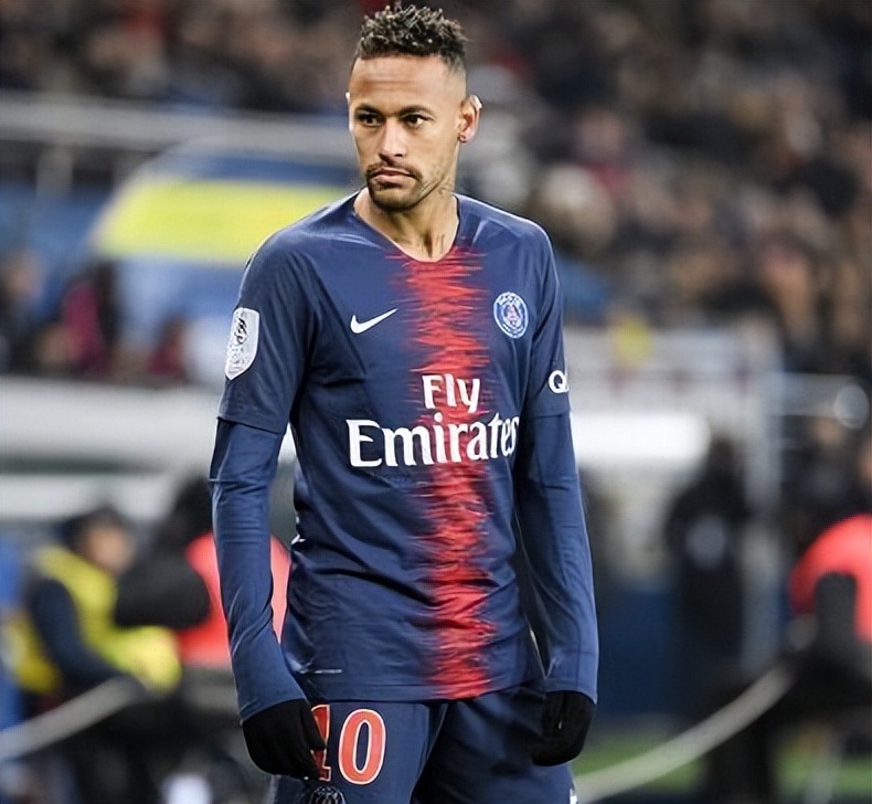 内马尔的入盟条件,需”签”巴西老乡