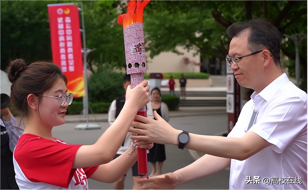 西安培华学院90周年校庆讲话,西安培华学院五四火炬