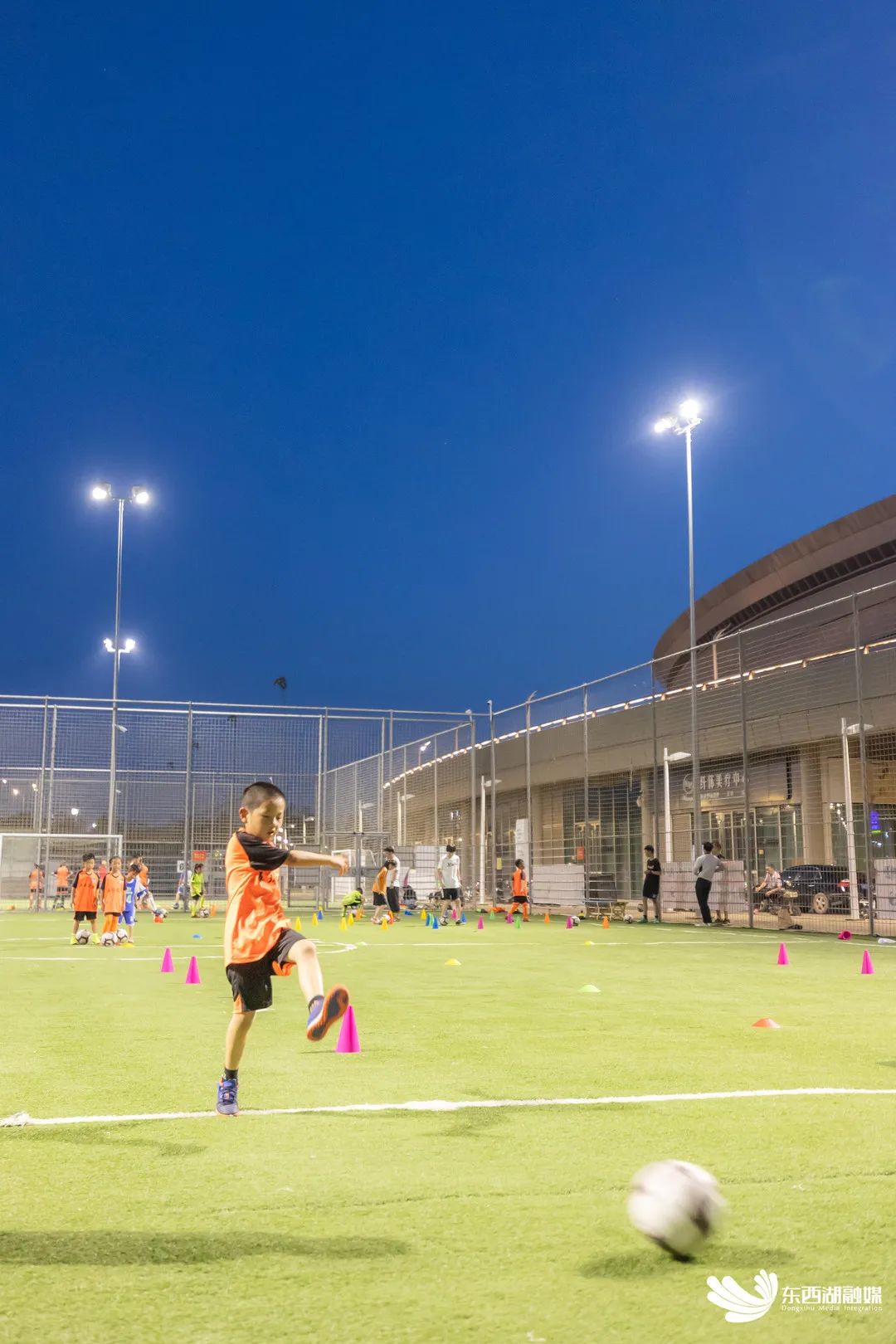 武汉夏天正确打开模式,暑假的n种打开方式视频