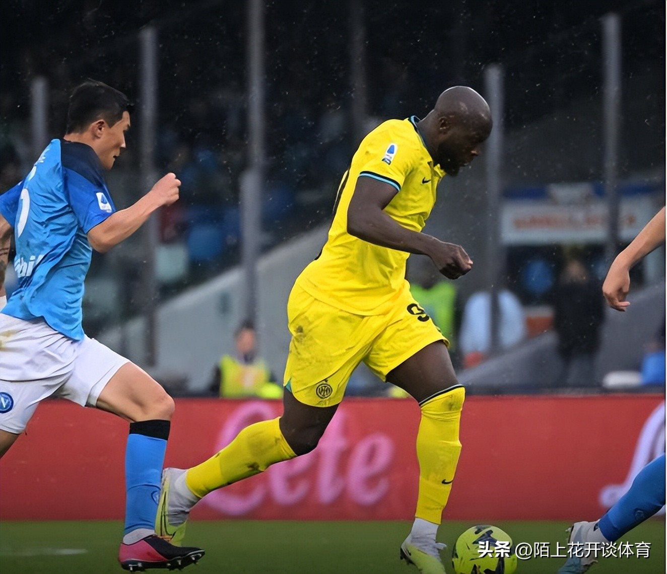 足坛英法大战,皇马3-2国米最新战况