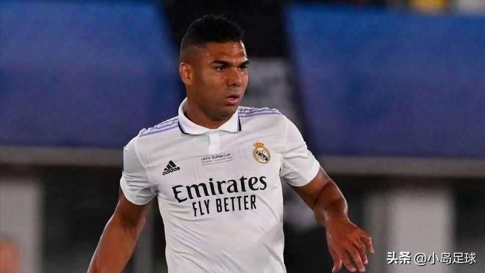 足球场上11个位置分别是什么,足球场上各个位置职责是什么