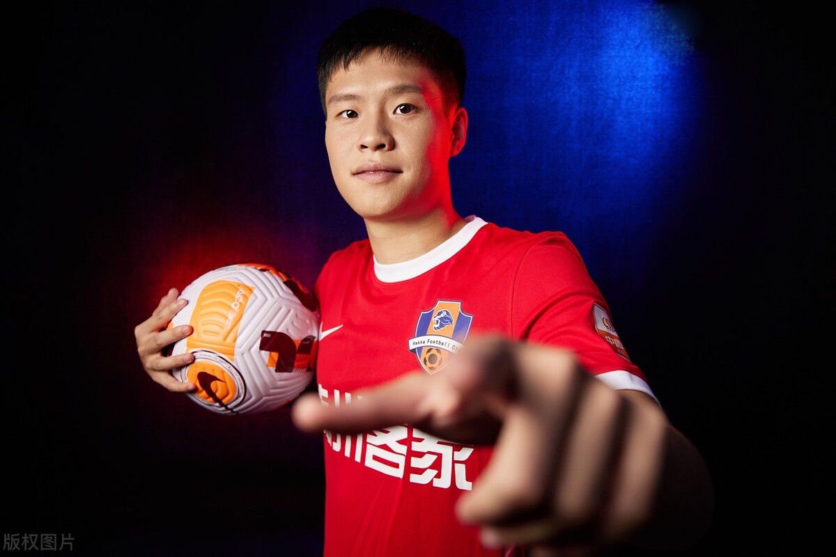 梅州客家足球俱乐部写真,梅州客家队海报