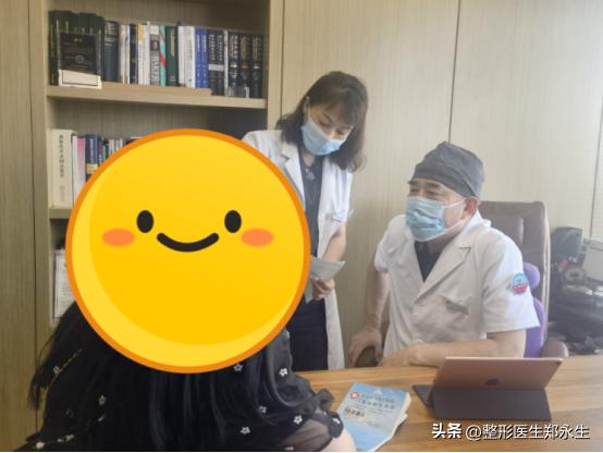 被老公打歪鼻骨留下后遗症,女的鼻子被打歪了