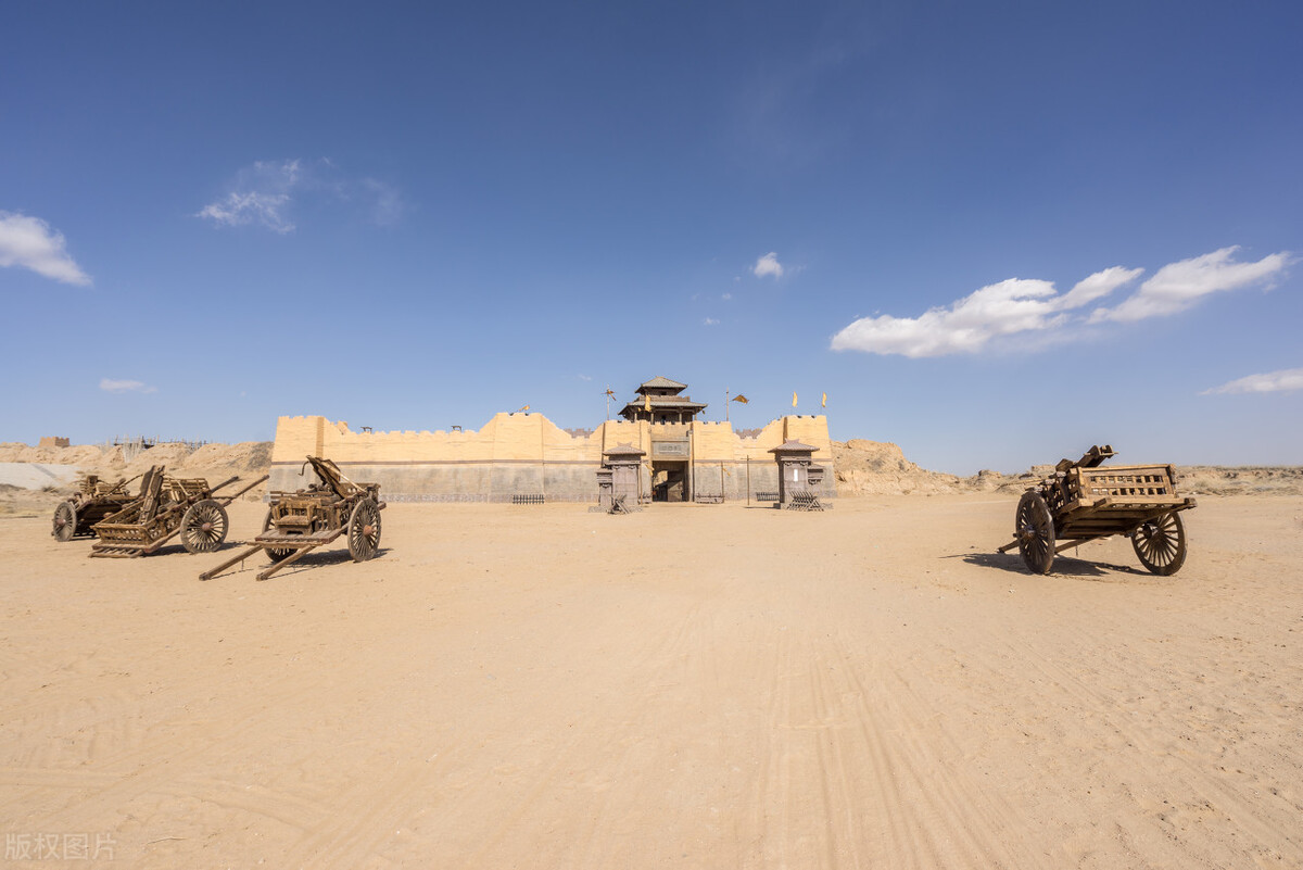 成语“不分轩轾”，“轩”和“轾”分别是什么东西？