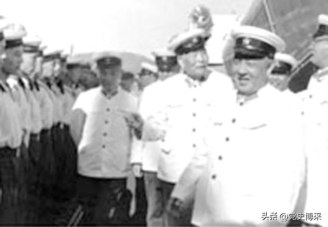 军政兼优的开国上将,彭德怀为其改名*振华苏**,*小平邓**称他是最能打仗的政委,毛主席说“管海军靠他”