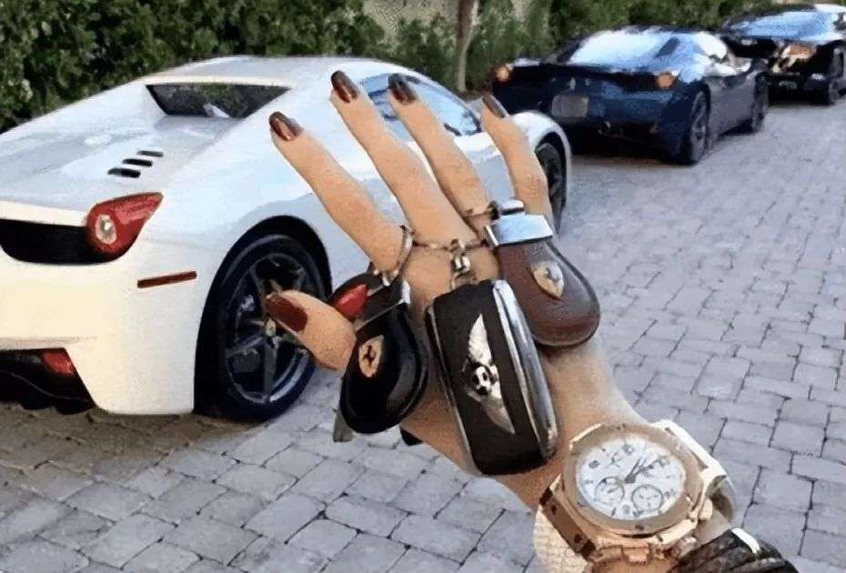 浙江富婆网上征婚送宾利,温州富婆个人征婚视频